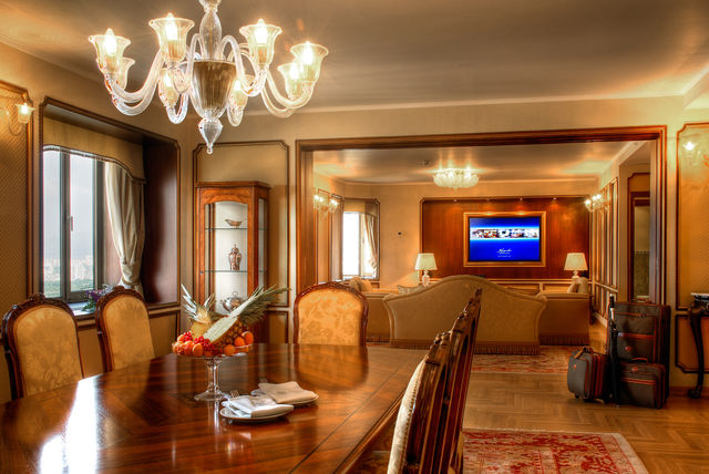 Kempinski Hotel Marinela Sofia (ex Kempinski-Zografski Hotel) - Presidential-Suite-Living-Room