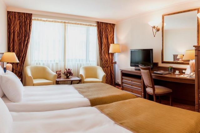 Hotel Crystal Palace - double/twin room luxury