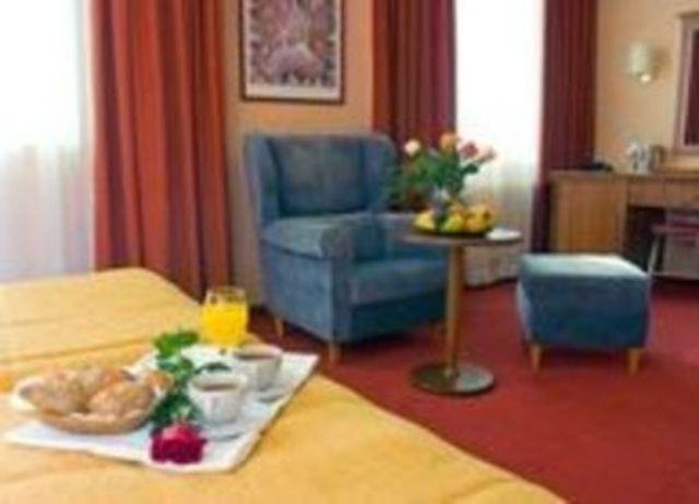 Star Hotel (ex. BW Bulgaria Hotel) - single room luxury
