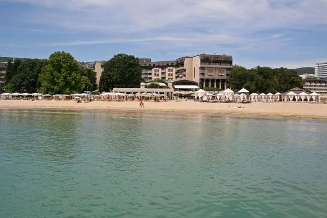 Imperial Hotel - Beach