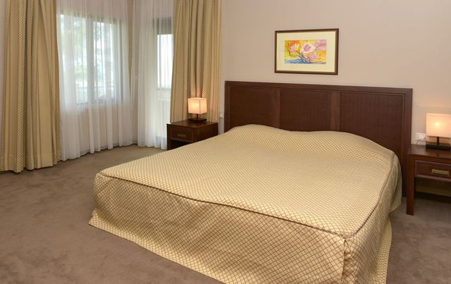 Lotos Hotel - Two bedroom apartment