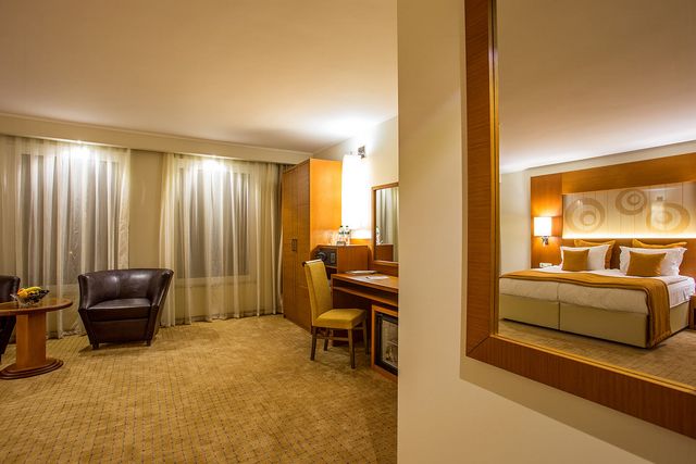 Landmark Creek Hotel - double/twin room luxury