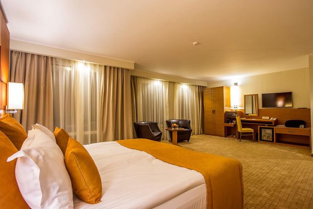 Landmark Creek Hotel - double/twin room luxury