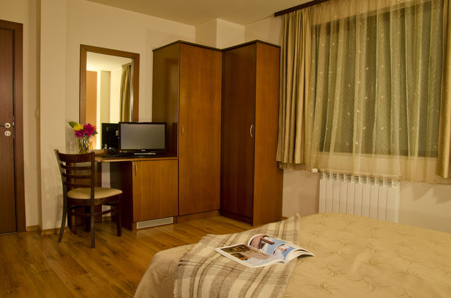Bizev Hotel - double/twin room