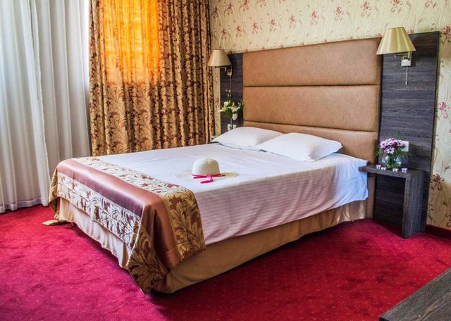 Dvoretsa Hotel - single room