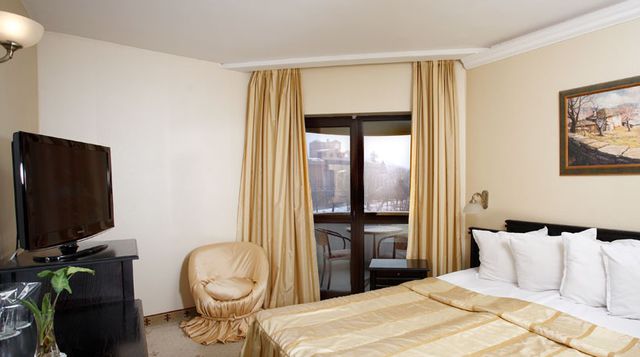 Interhotel Veliko Tarnovo - double/twin room