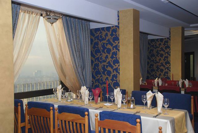 Balkan Hotel - Food and dining