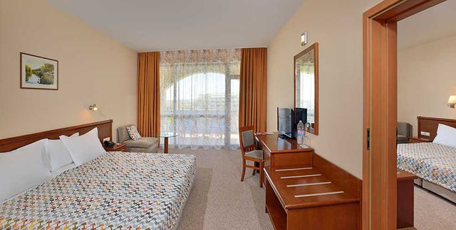Hotel Sol Nessebar Mare - Camera de Familie cu privire la mare