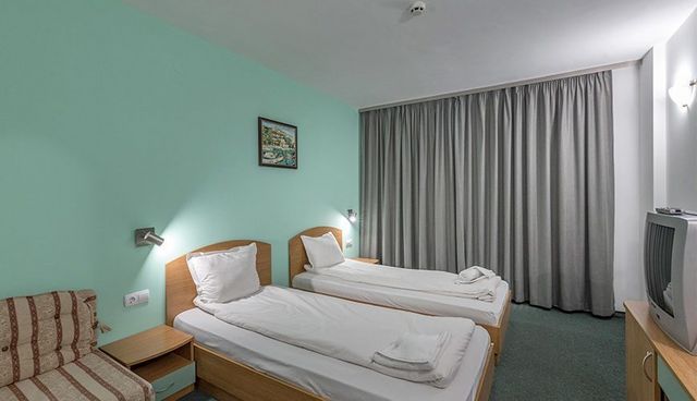 Iceberg hotel - double/twin room