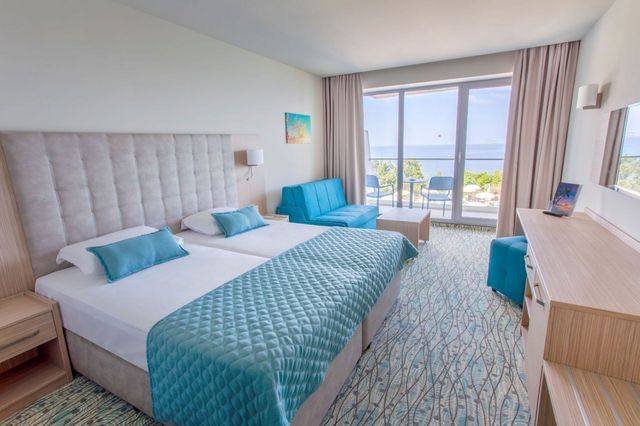 Hotel Astoria - double side sea view room