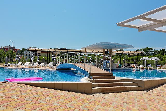 Emberli Apart Hotel - The pool