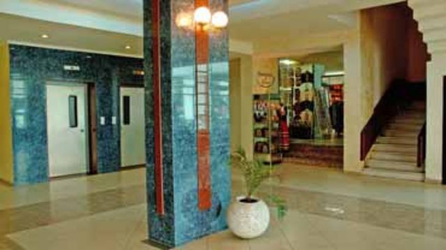 Hotel Kazanlak - Lobby
