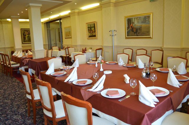 Hotel Bankya Palace - Food and dining