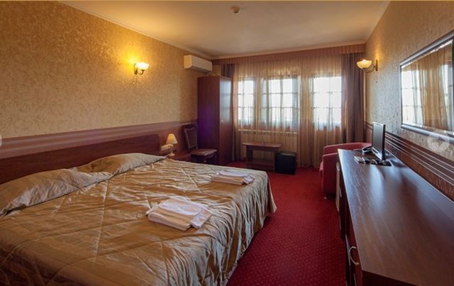 Park-hotel Sevastokrator - double/twin room luxury