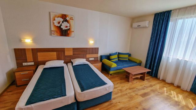 Paradise Beach Hotel - 3-bedroom apartment sea view with 2 bathrooms