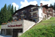 Stream holiday resort