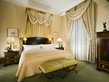 Sheraton Hotel - Presidential Suite - bedroom