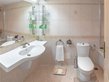 Palace Hotel - Dbl room bathroom