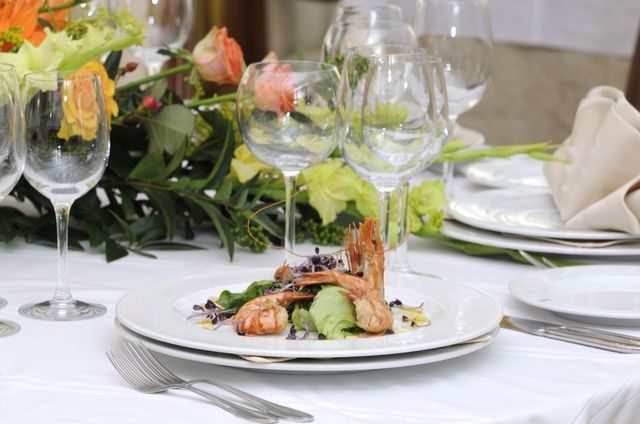 Crystal Palace Hotel - Food and dining