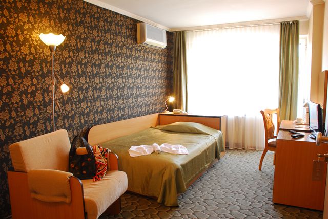Noviz Hotel - single room