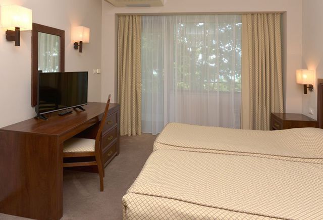 Lotos Hotel - One bedroom apartment