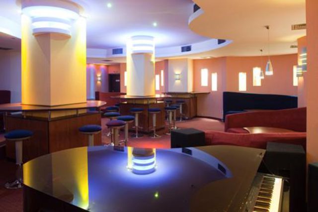 Golden Tulip Varna (Business Hotel Varna) - Night bar