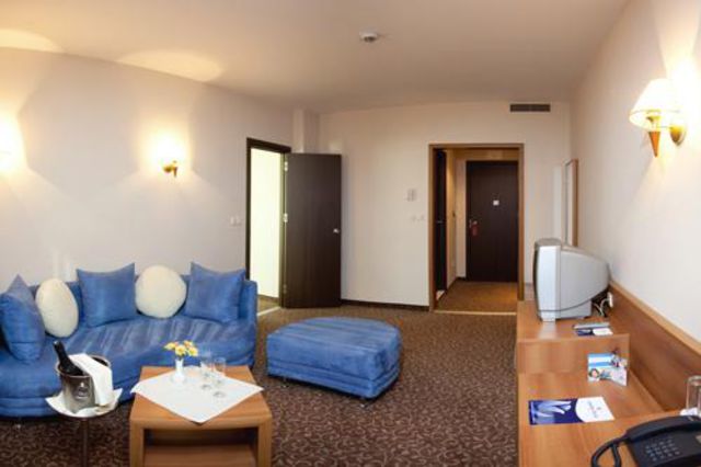 Golden Tulip Varna (Business Hotel Varna) - Appartamento Junior