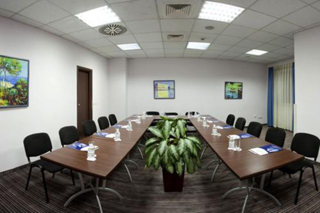 Golden Tulip Varna (Business Hotel Varna) - Business - Einrichtungen