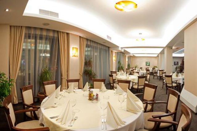 Golden Tulip Varna (Business Hotel Varna) - Stravovn
