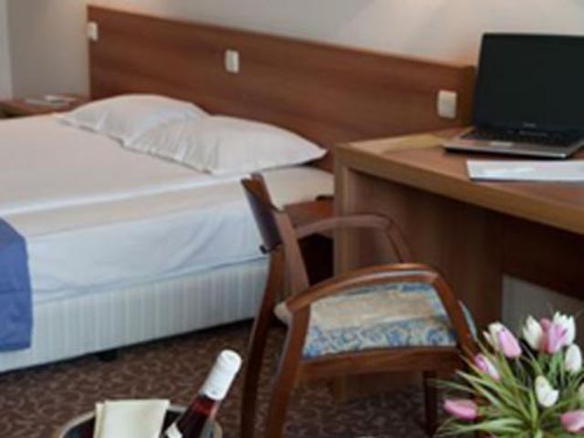 Golden Tulip Varna (Business Hotel Varna) - SGL room superior