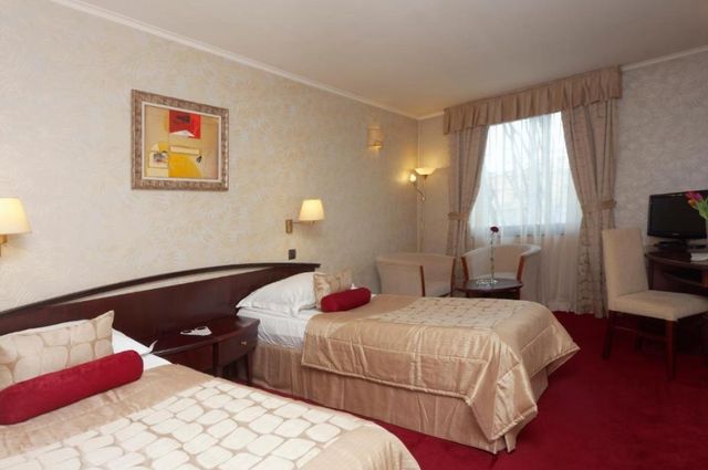 Hotel Capitol - double/twin room luxury
