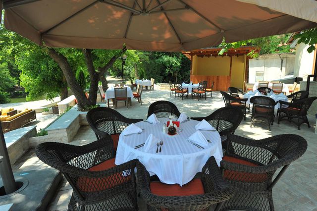 Park hotel Stara Zagora - Food and dining