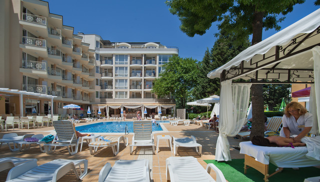 Hotel Karlovo - Vakantie