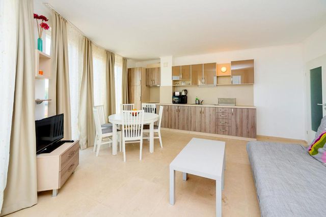 Kristal beach Apartments - two bedroom apartment sea view