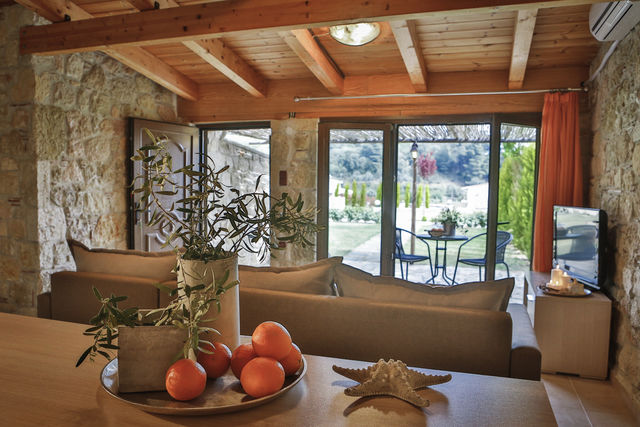 Nefeli Luxury Villas - deluxe garden bungalow
