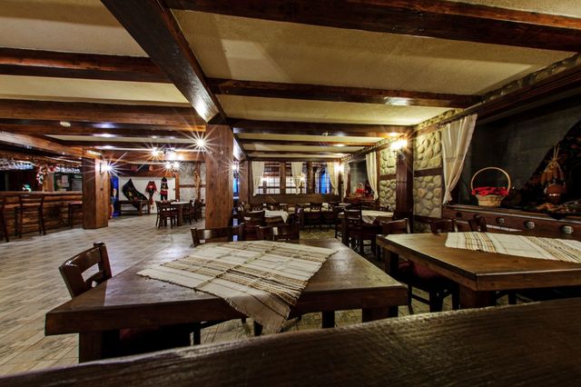 Dumanov Hotel & Tavern - maaltijdplan