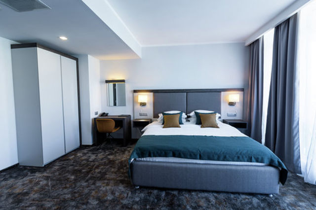 Best Western Plus Premium Inn - Comfort room