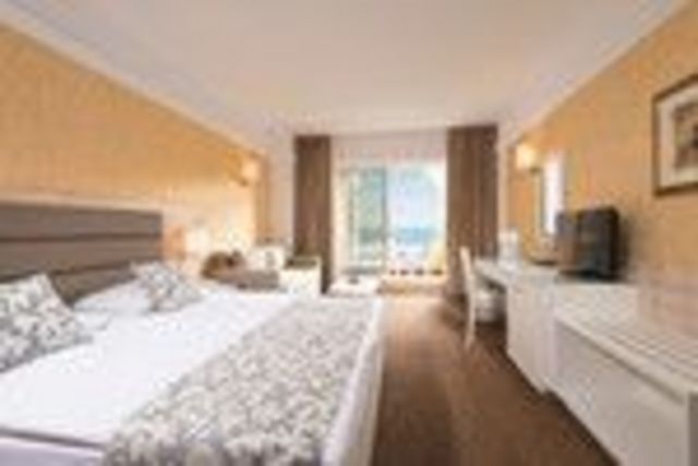 Dreams Sunny Beach Resort & SPA (ex Riu Helios Paradise) - Superior double room sea view