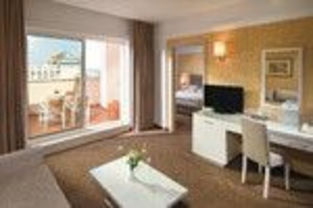Dreams Sunny Beach Resort & SPA (ex Riu Helios Paradise) - Family room