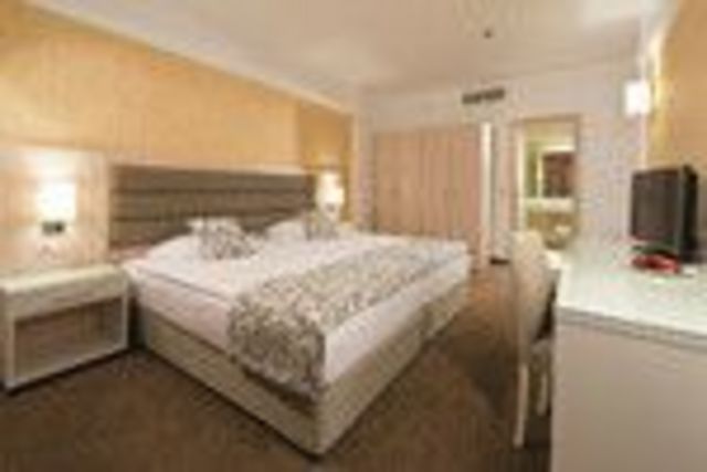 Dreams Sunny Beach Resort & SPA (ex Riu Helios Paradise) - Suite