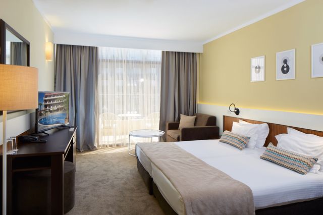 Nobel Hotel - Double room min 2 adults or 2ad+1ch or 3 ad