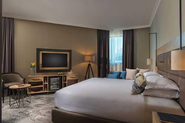 Expo Hotel - double/twin room luxury
