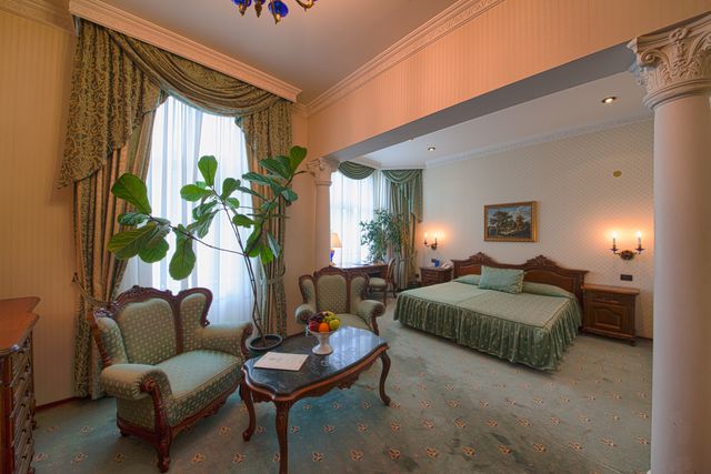 Grand Hotel London - DBL room luxury