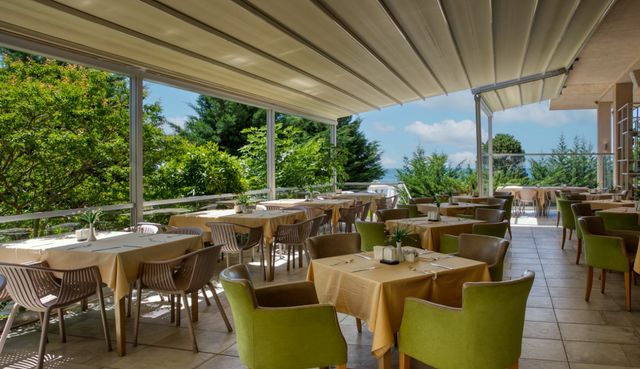 MPM Zornitsa Sands and SPA - Food and dining