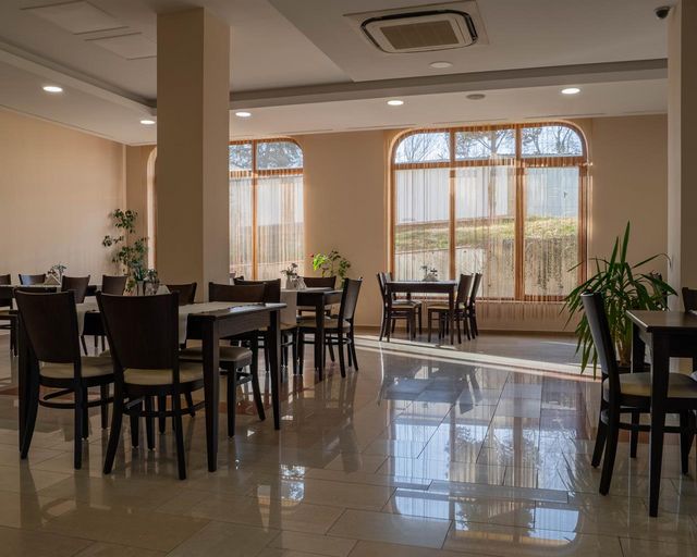 C Comfort Hotel & Wellness - Food and dining