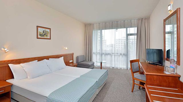 Sol Nessebar Mare  Hotel - Doppelzimmer mit Parkblick