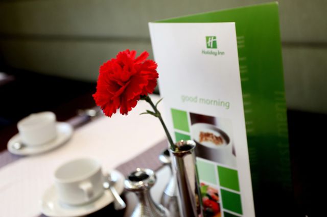 Holiday Inn hotel - Food and dining