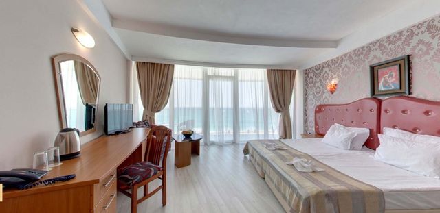 Sirius Beach Hotel - Triple room