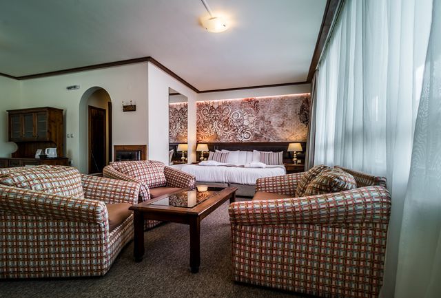 Platinum Hotel and Casino - studio