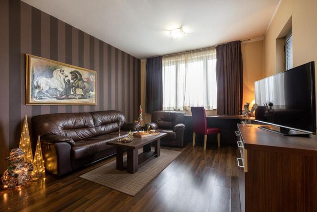 Business hotel Plovdiv - appartamento con una camera da letto
